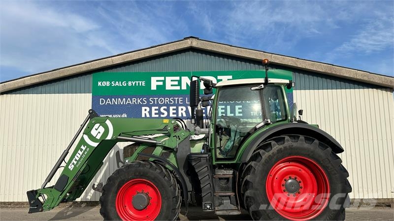 Fendt 724 Vario SCR Profi Plus Med Stoll FZ 46-26 Frontl Traktory