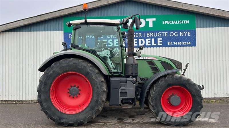 Fendt 724 Vario SCR Profi Plus الجرارات