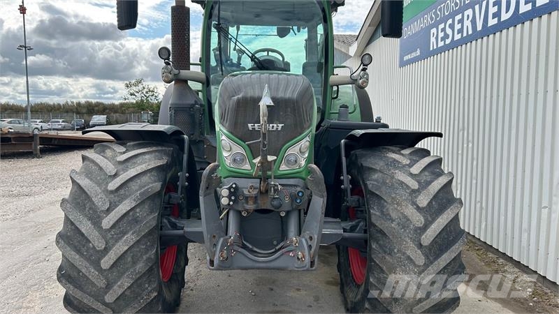 Fendt 724 Vario SCR PROFI Luftbremser Traktory