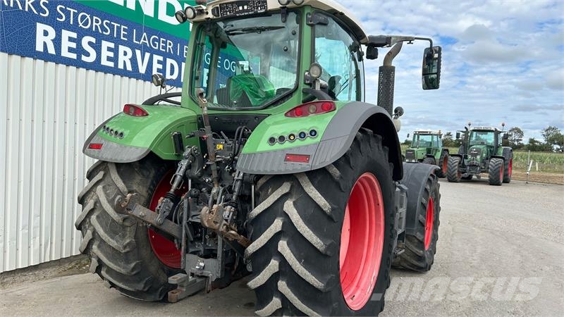 Fendt 724 Vario SCR PROFI Luftbremser Traktory