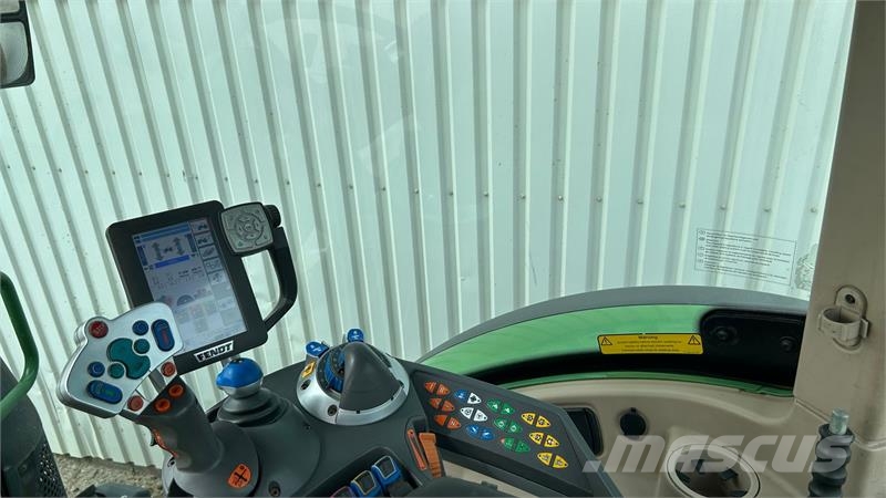 Fendt 724 Vario SCR PROFI Luftbremser Traktory