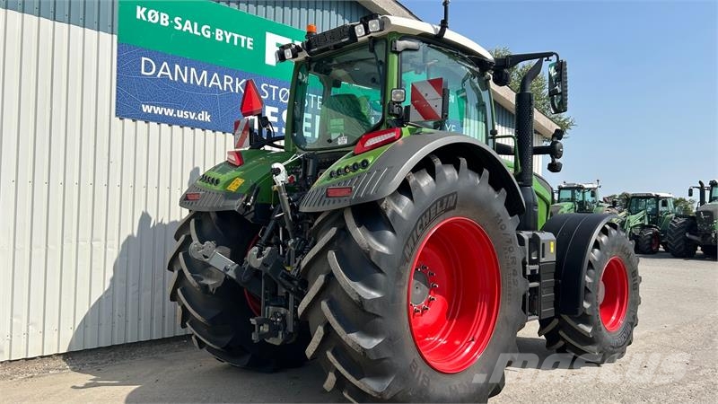 Fendt 728 Vario Gen7 Profi+ Setting2 Front PTO Traktory