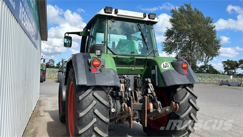 Fendt 820 Vario TMS Med Luftbremser Traktory
