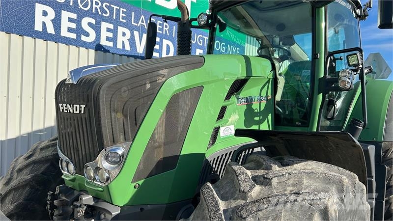 Fendt 824 Vario SCR Profi Plus Luftbremser Traktory