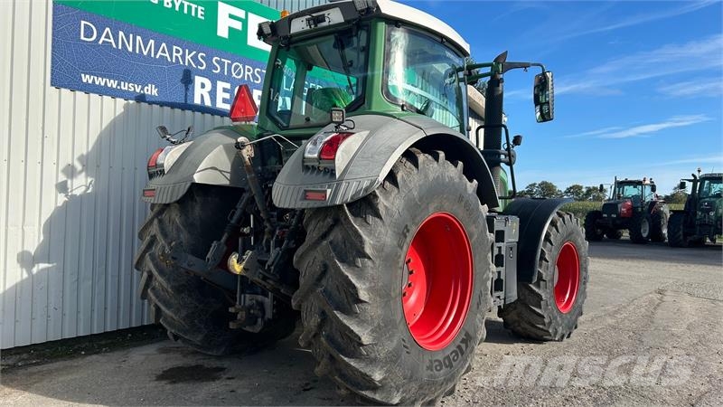 Fendt 824 Vario SCR Profi Plus Luftbremser Traktory