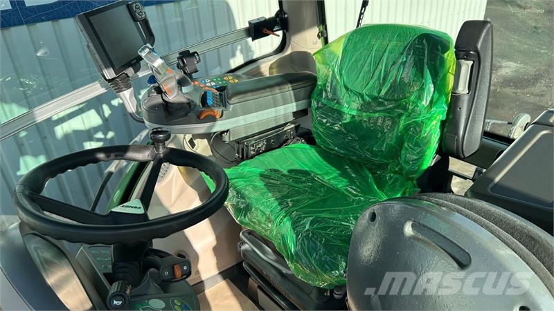 Fendt 828 Vario S4 Profi Plus Front PTO Traktorji
