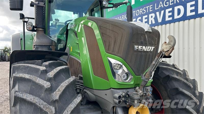 Fendt 828 Vario S4 Profi Plus Med Front PTO Traktory