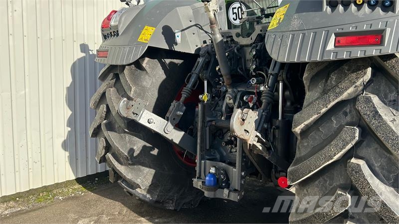 Fendt 828 Vario S4 Profi Plus Front PTO Traktorji