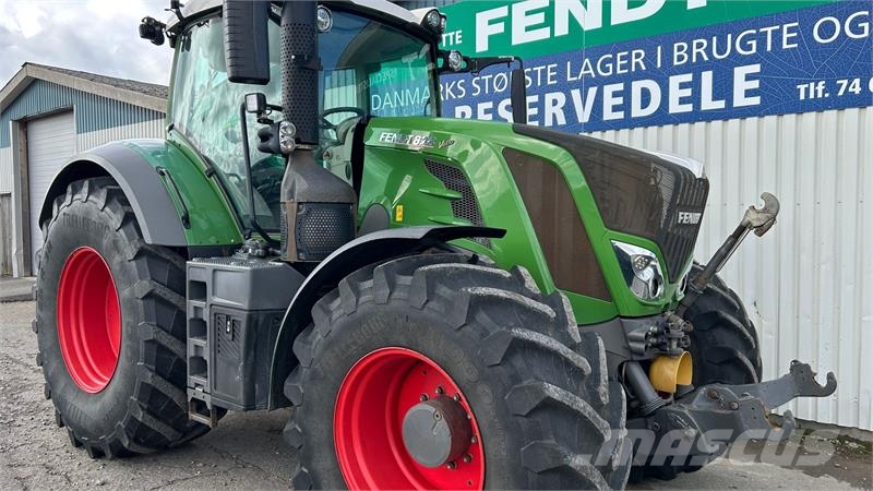 Fendt 828 Vario S4 Profi Plus Med Front PTO Traktory