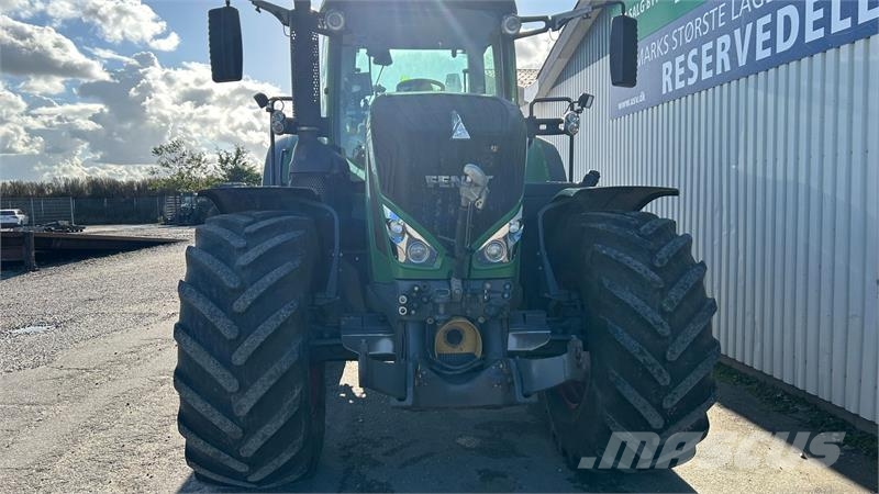Fendt 828 Vario S4 Profi Plus Alt Udstyr: Front PTO, Var Traktory