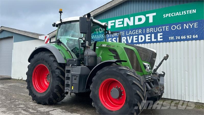 Fendt 828 Vario S4 Profi Plus Traktory