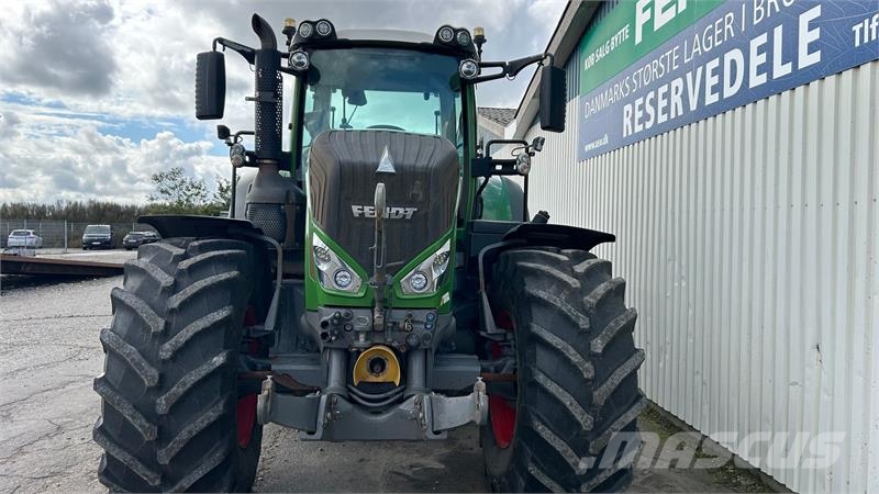 Fendt 828 Vario S4 Profi Plus Med Front PTO Traktory