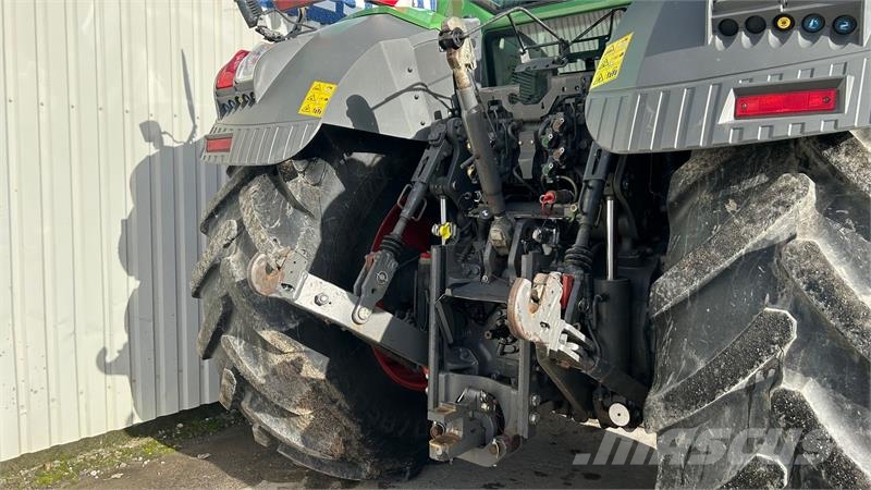 Fendt 828 Vario S4 Profi Plus Alt Udstyr. Front PTO, Var Traktori