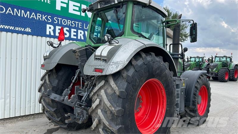Fendt 828 Vario SCR Profi Plus Traktory