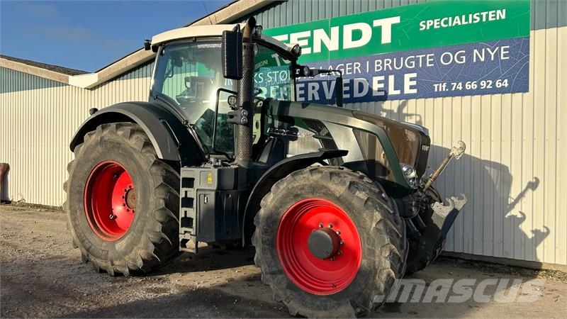 Fendt 828 Vario SCR Profi Plus Traktory