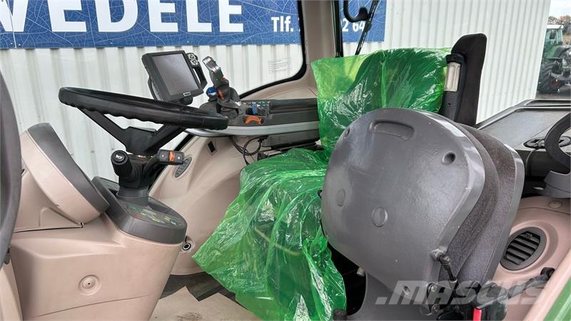 Fendt 828 Vario SCR Profi Plus  Luftbremser Traktoren