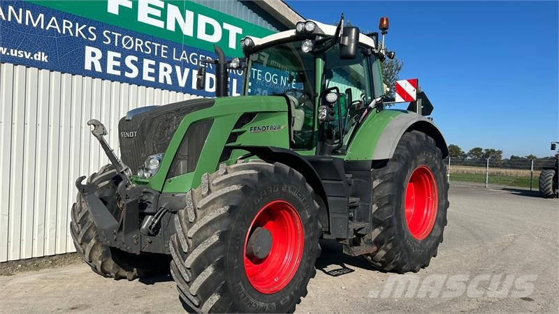 Fendt 828 Vario SCR Profi Plus Traktory