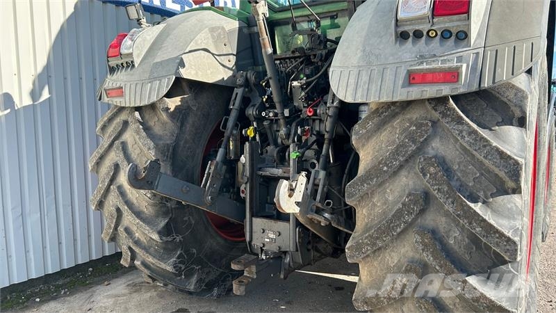 Fendt 924 Vario Profi Traktory