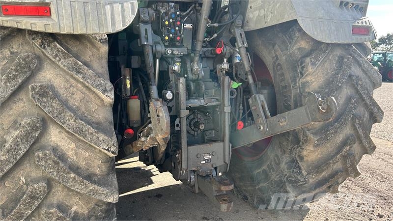 Fendt 924 Vario Profi Traktory