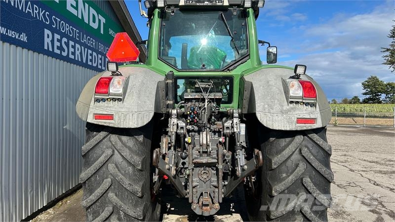 Fendt 927 Vario PROFI Traktory