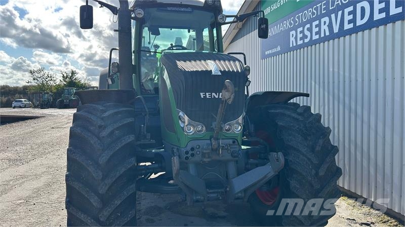 Fendt 927 Vario PROFI Traktory