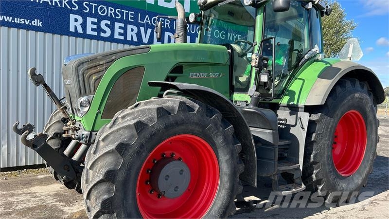 Fendt 927 Vario PROFI Traktory