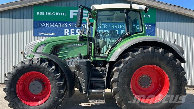 Fendt 927 Vario S4 Profi Plus Traktory