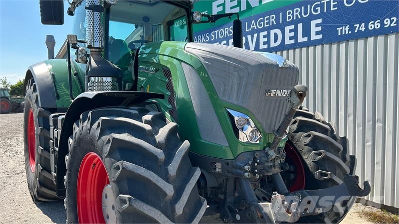 Fendt 927 Vario S4 Profi Plus Traktory