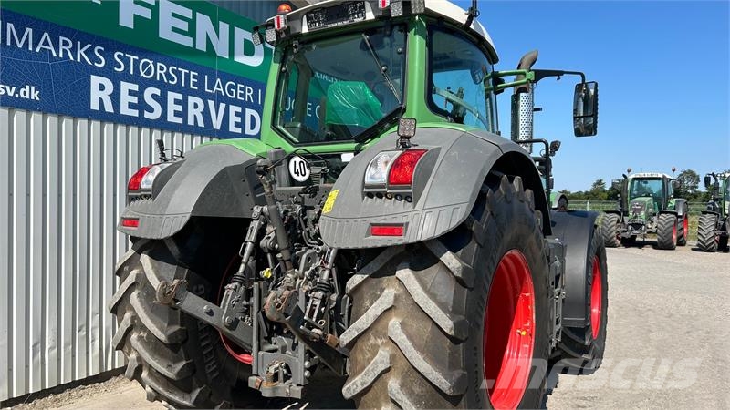 Fendt 927 Vario S4 Profi Plus Traktory