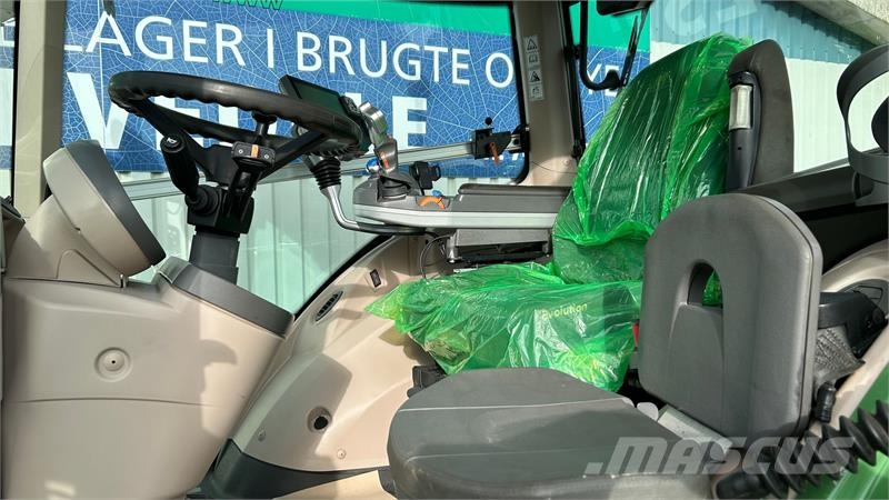 Fendt 927 Vario S4 Profi Plus Traktoren