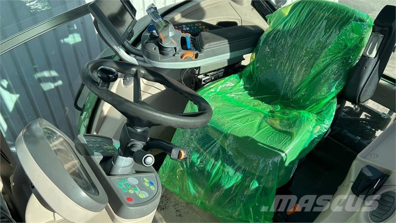 Fendt 927 Vario SCR Profi Traktorji