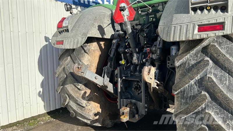 Fendt 930 Vario SCR Profi Plus Traktorji