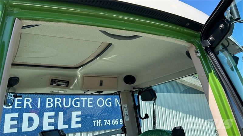 Fendt 933 Vario S4 Profi Plus Med Front PTO Traktory