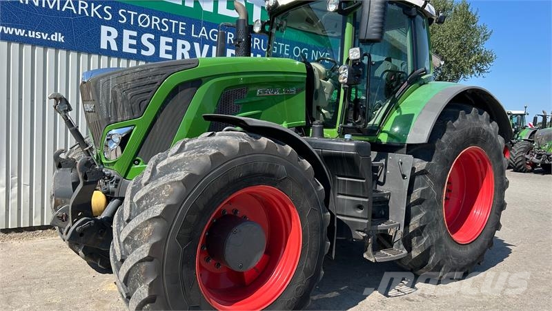 Fendt 933 Vario S4 Profi Plus Med Front PTO Traktory
