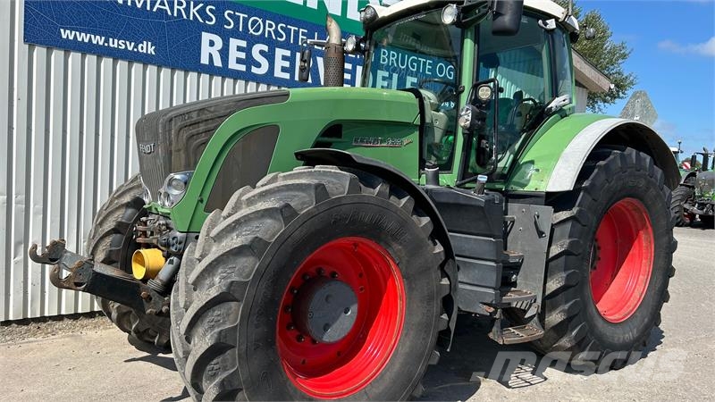 Fendt 933 Vario SCR Profi Plus Med Front PTO Traktorji