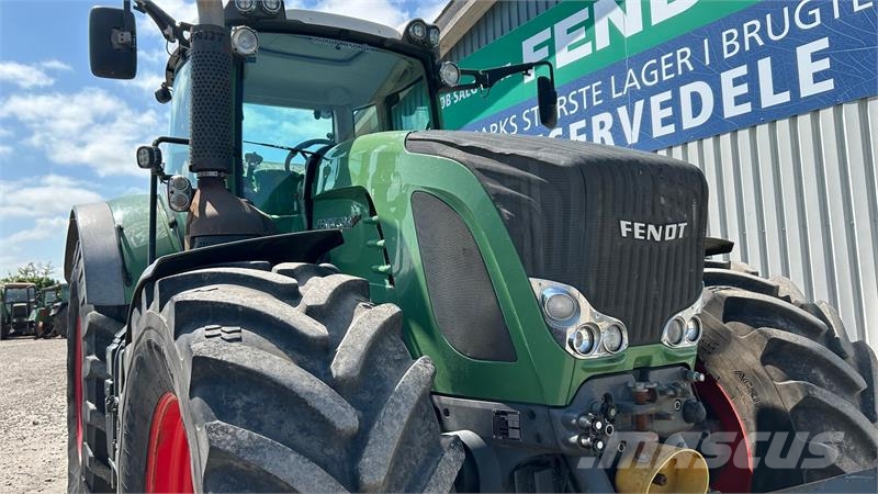 Fendt 933 Vario SCR Profi Plus Med Front PTO Traktorji