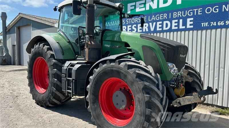 Fendt 933 Vario SCR Profi Plus Med Front PTO Traktorji