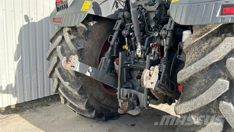 Fendt 936 Vario S4 Profi Plus الجرارات