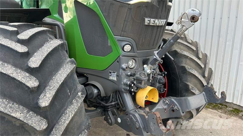 Fendt 942 Gen6 Profi Plus Med Front PTO Traktory