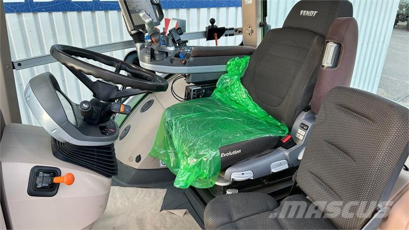 Fendt 942 Gen6 Profi Plus Med Front PTO Traktory