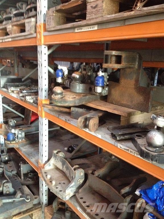 Fendt Alt i Træk/kugletræk ophæng コンバインハーベスターアクセサリー・アタッチメント