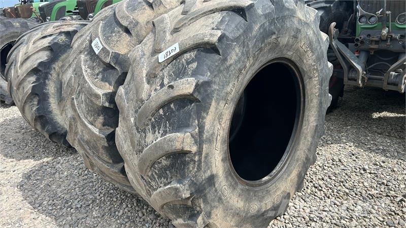 Firestone 620/75R30 タイヤ、ホイル、リム