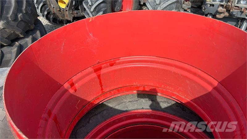Firestone 650/65R42-42 Gume, točkovi i felne