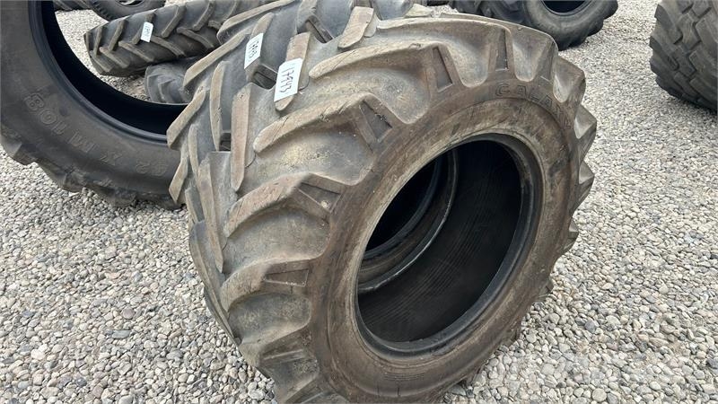 Galaxy 17.5-24 Banden, wielen en velgen