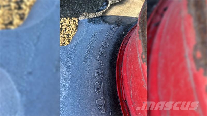  Good Year 420/70R28-28 Dekk, hjul og felger