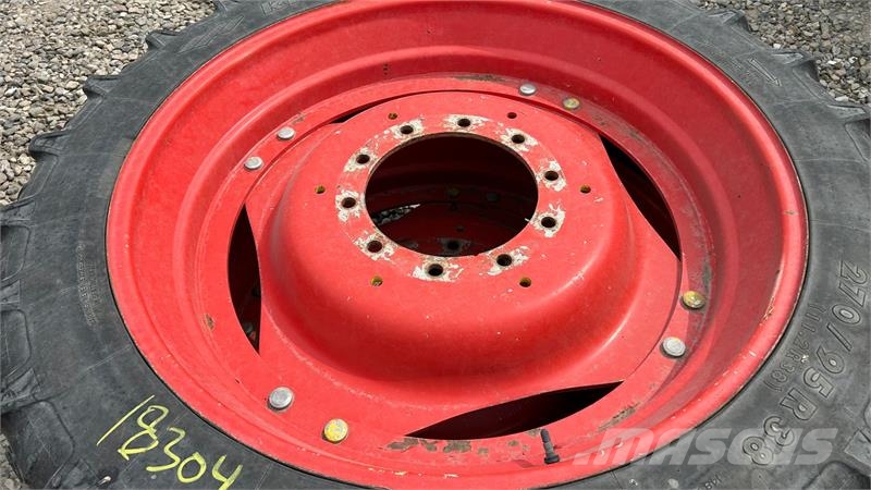 Kleber 300/95R52 + 270/95R38 - stilbare fælge uds.nav bag Riepas, riteņi un diski