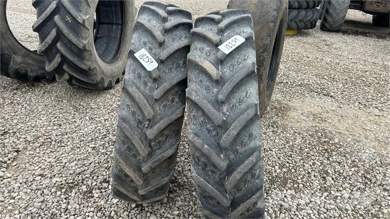 Kleber 320/85R32 タイヤ、ホイル、リム