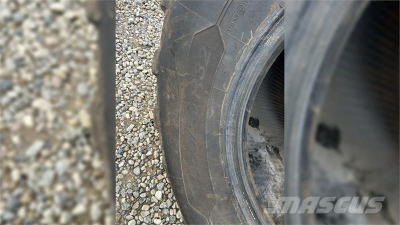 Michelin 1050/50R32 Opony, koła i felgi