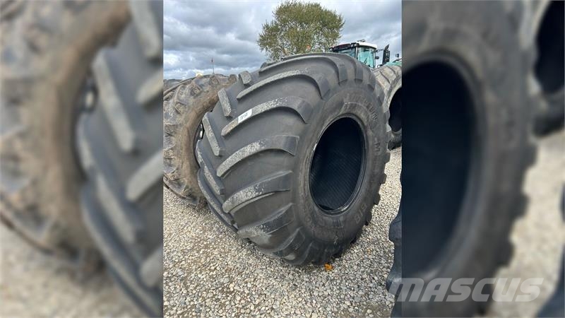 Michelin 1050/50R32 Opony, koła i felgi
