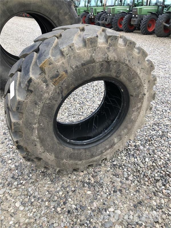 Michelin 17.5 R25 Opony, koła i felgi